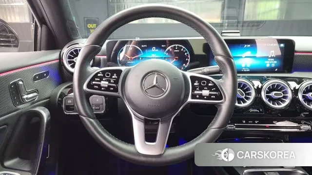 Mercedes-Benz A-Class W177 2021 Черный из Кореи, фото 4