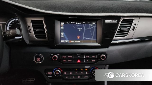 Kia Niro 2018 Белый из Кореи, фото 4
