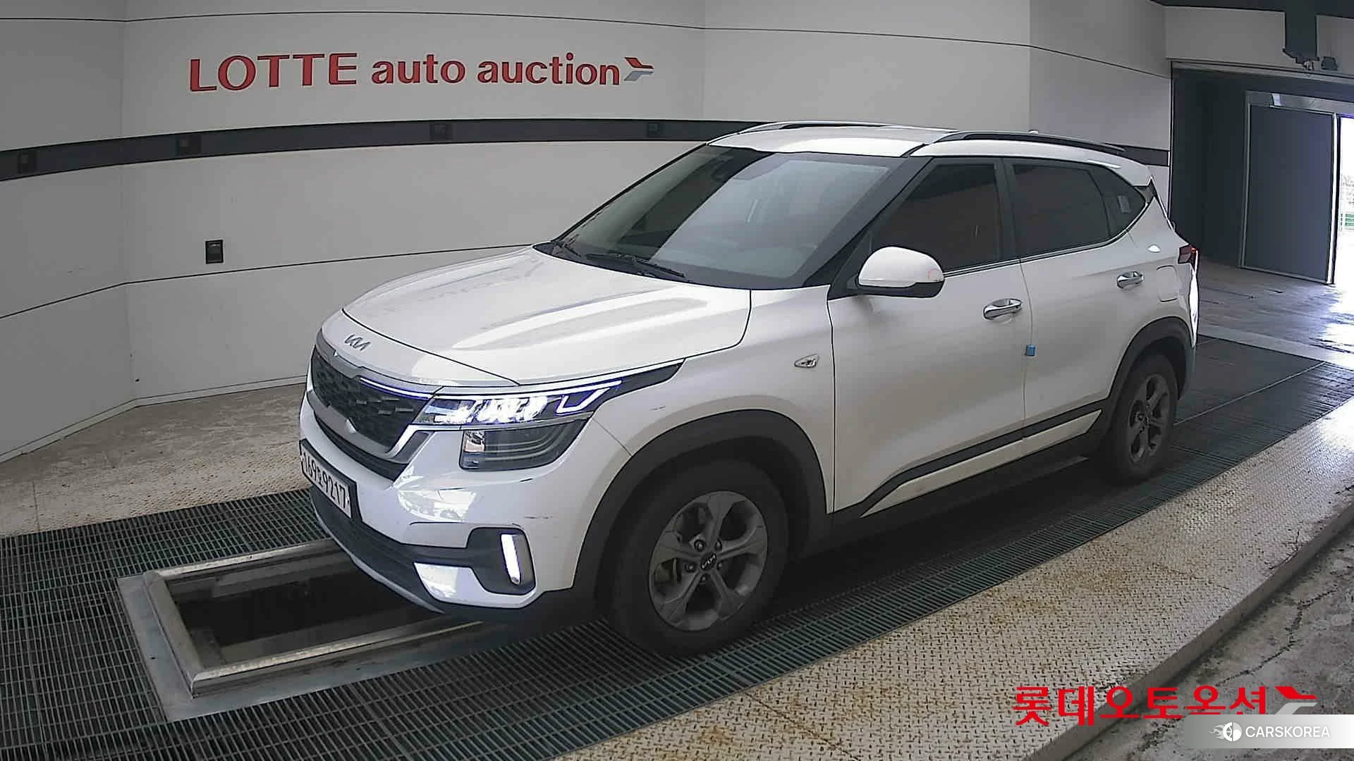 Kia Seltos 2023 Белый из Кореи, фото 4