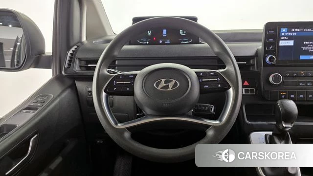 Hyundai Staria 2022 Серый из Кореи, фото 4
