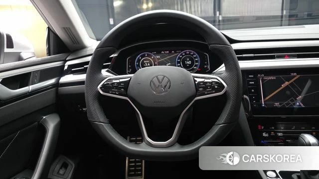 Volkswagen Arteon 2022 Белый из Кореи, фото 4