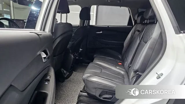 Hyundai The New Santa Fe 2023 Белый из Кореи, фото 4