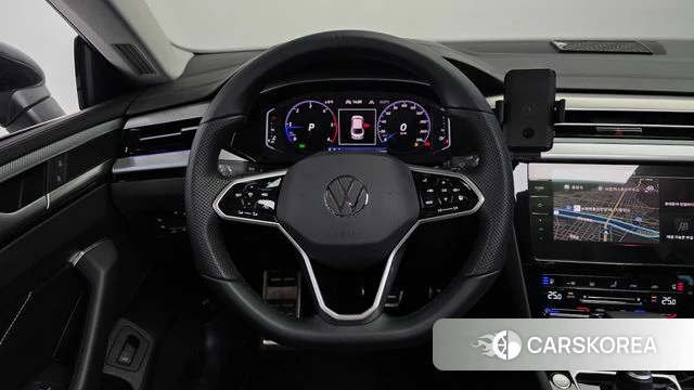 Volkswagen Arteon 2023 Белый из Кореи, фото 4