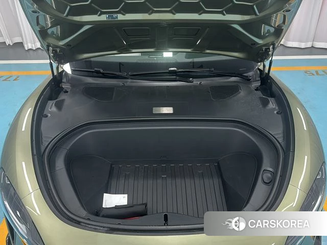 Xiaomi Car Xiaomi SU7 2025 Зеленый из Китая, фото 4