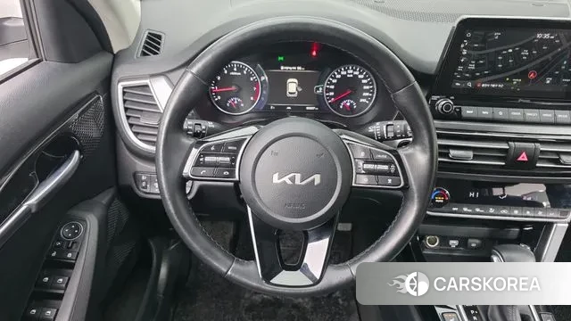 Kia Seltos 2022 Белый из Кореи, фото 4