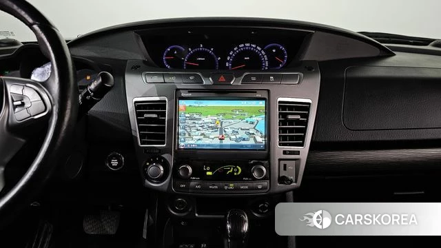 Ssangyong Korando Turismo 2018 Белый из Кореи, фото 4