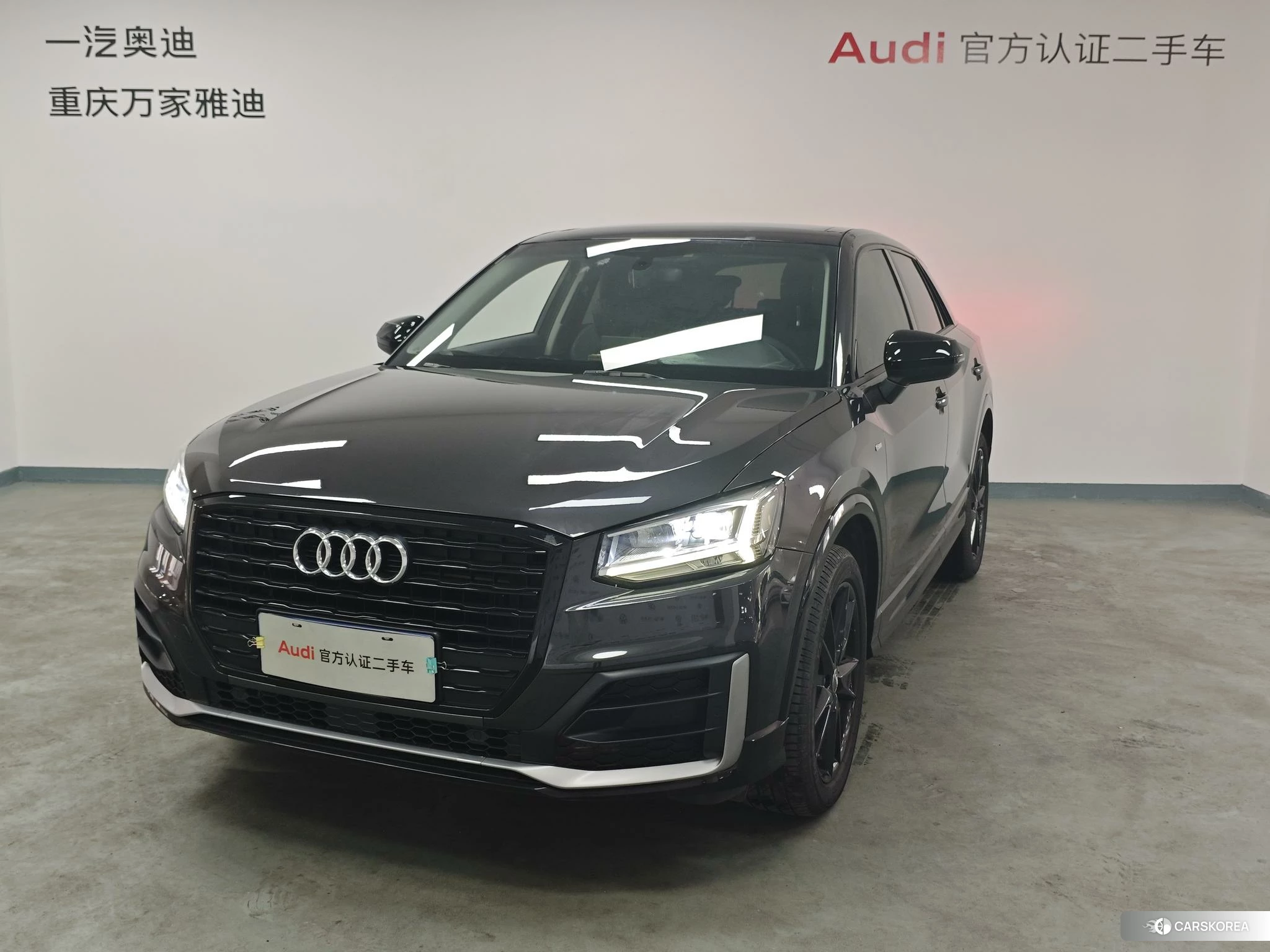 Audi Q2L 2021 Темно-серый из Китая, фото 4