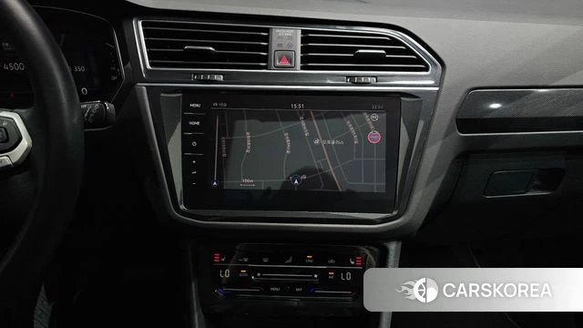Volkswagen Tiguan second Generation 2022 Серебристо-серый из Кореи, фото 4
