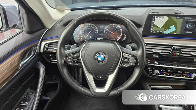 BMW 5 Series (G30) 2018 Серебряный из Кореи, фото 4