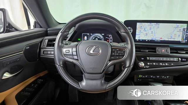 Lexus ES300h 7th generation 2022 Черный из Кореи, фото 4