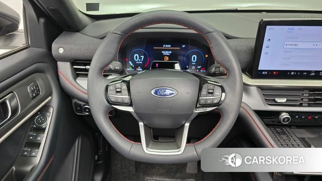Ford Explorer 6th Generation 2025 Белый из Кореи, фото 4