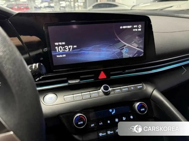 Hyundai The New Avante (CN7) 2023 Белый из Кореи, фото 4