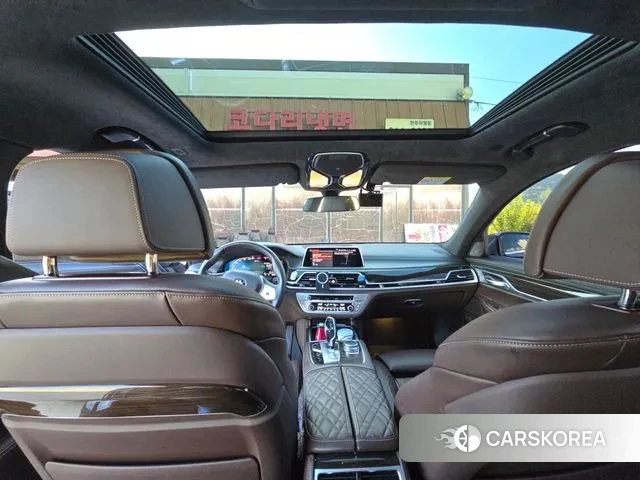 BMW 7 Series (G11) 2021 Серебристо-серый из Кореи, фото 4