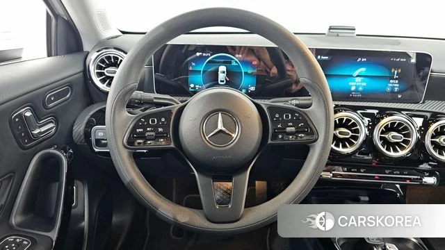 Mercedes-Benz A-Class W177 2020 Белый из Кореи, фото 4