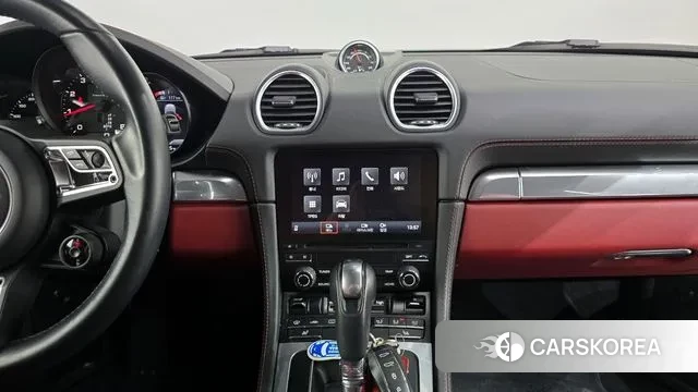 Porsche 718 Cayman 2018 Серебристо-серый из Кореи, фото 4