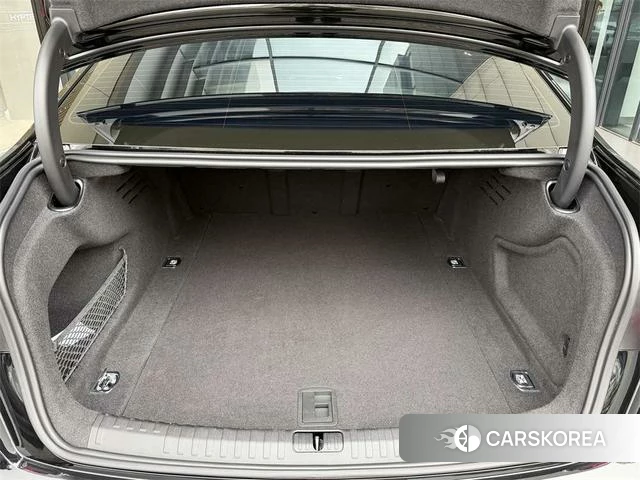Audi A6L 2024 Черный из Китая, фото 4