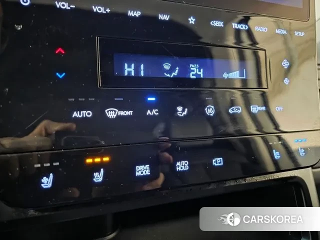 Hyundai Staria 2024 Белый из Кореи, фото 4