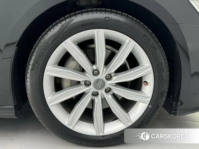 Audi A6L 2021 Черный из Китая, фото 4