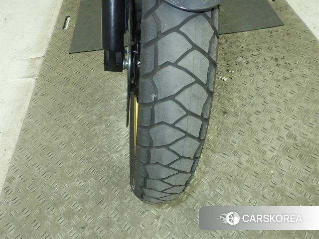 Проданный Suzuki V-STROM 650 XT 2018 из Японии