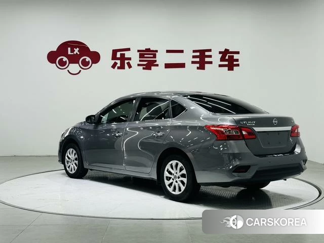 Nissan Xuan Yi 2021 Темно-серый из Китая, фото 4