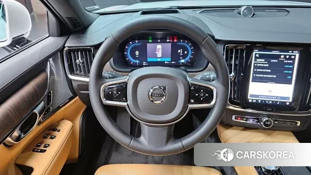 Volvo S90 2023 Белый из Кореи, фото 4