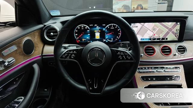 Mercedes-Benz E-Class W213 2021 Белый из Кореи, фото 4