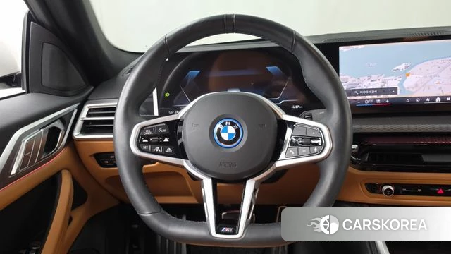 BMW i4 2025 Белый из Кореи, фото 4