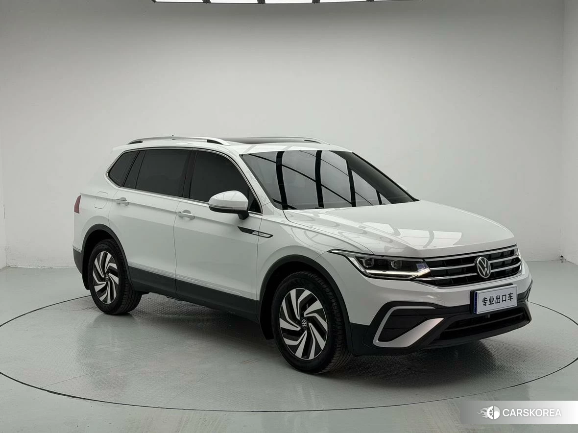 Volkswagen Tiguan L 2022 Белый из Китая, фото 4