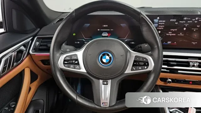 BMW i4 2022 Белый из Кореи, фото 4