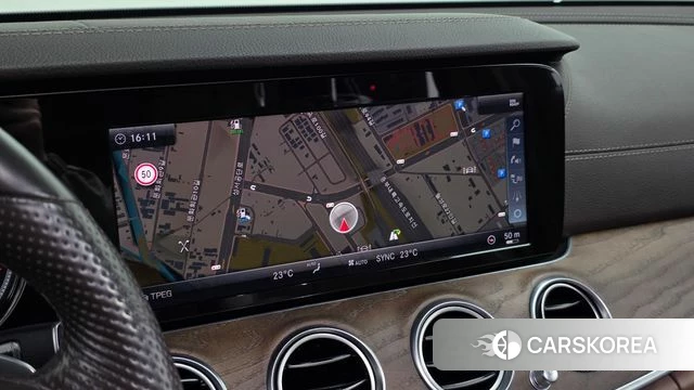 Mercedes-Benz E-Class W213 2018 Белый из Кореи, фото 4