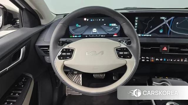 Kia EV6 2023 Белый из Кореи, фото 4