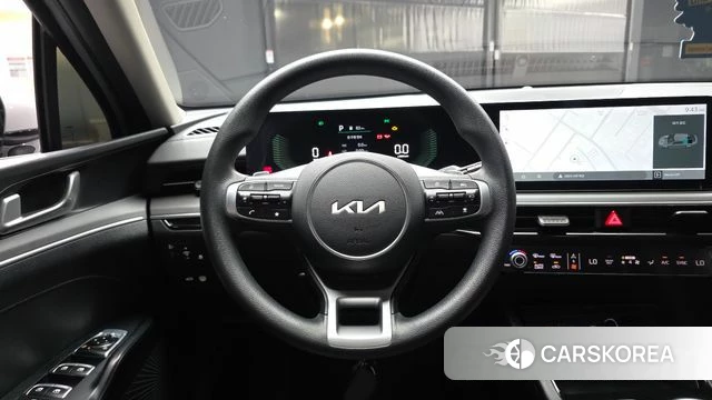 Kia The New K5 Hybrid 3rd generation 2024 Серебристо-серый из Кореи, фото 4