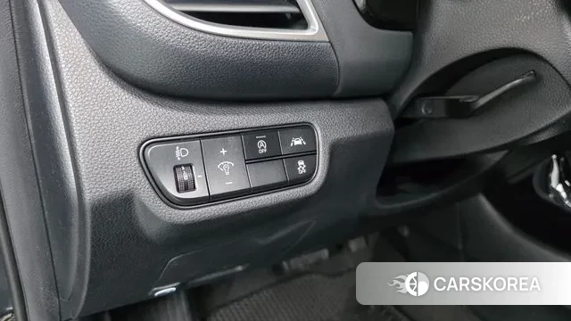 Kia Seltos 2021 Серый из Кореи, фото 4