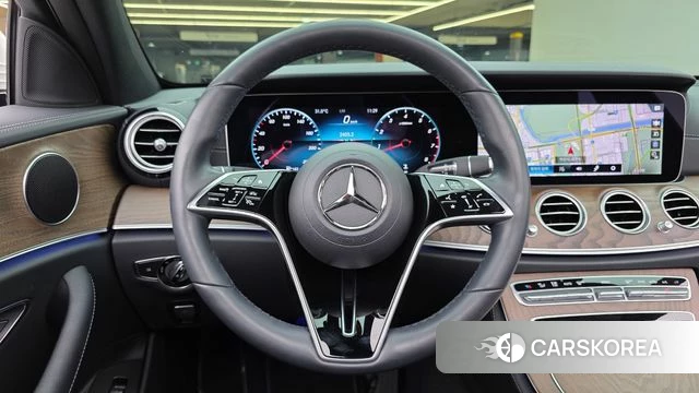 Mercedes-Benz E-Class W213 2022 Белый из Кореи, фото 4