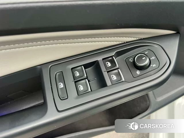 Volkswagen Golf 2021 Белый из Китая, фото 4