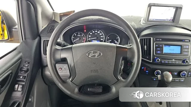 Hyundai The New Grand Starex 2018 Желтый из Кореи, фото 4