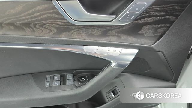 Audi A6 (C8) 2020 Белый из Кореи, фото 4