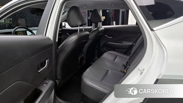 Hyundai Kona Hybrid (SX2) 2023 Белый из Кореи, фото 4