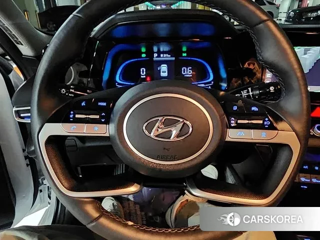 Hyundai The New Avante (CN7) 2024 Белый из Кореи, фото 4