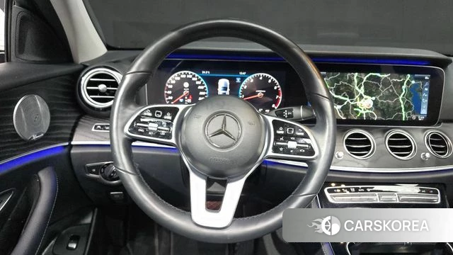 Mercedes-Benz E-Class W213 2019 Белый из Кореи, фото 4