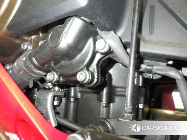 Проданный Honda CBR400R 2019 из Японии
