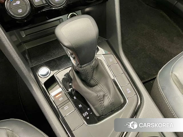 Volkswagen Tiguan L 2021 Белый из Китая, фото 4