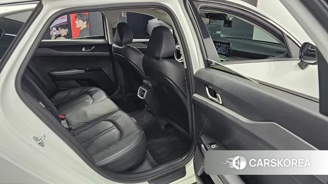 Kia K5 3rd generation 2022 Белый из Кореи, фото 4