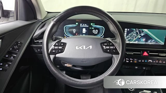 Kia Di Ol Nu Niro 2024 Белый из Кореи, фото 4