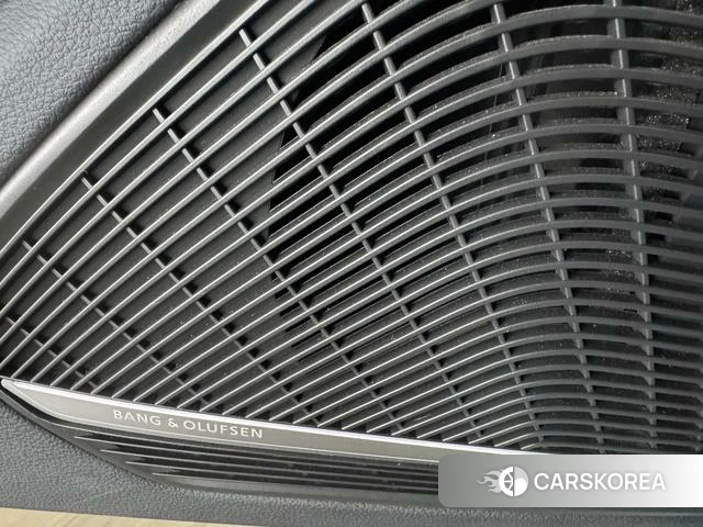 Audi S4 2023 Серебристо-серый из Китая, фото 4