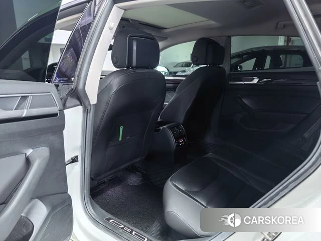 Volkswagen CC 2021 Белый из Китая, фото 4