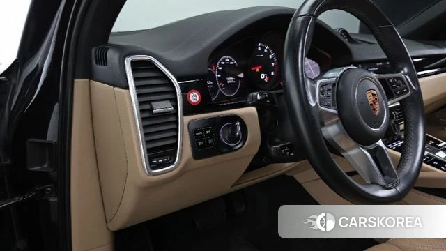 Porsche Cayenne (PO536) 2019 Черный из Кореи, фото 4