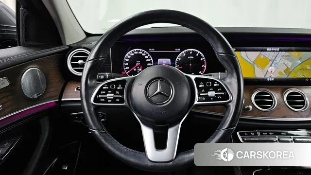 Mercedes-Benz E-Class W213 2018 Серый из Кореи, фото 4