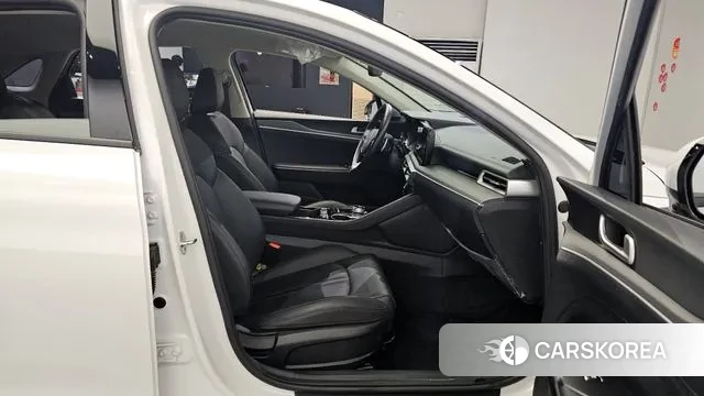 Kia K5 3rd generation 2022 Белый из Кореи, фото 4