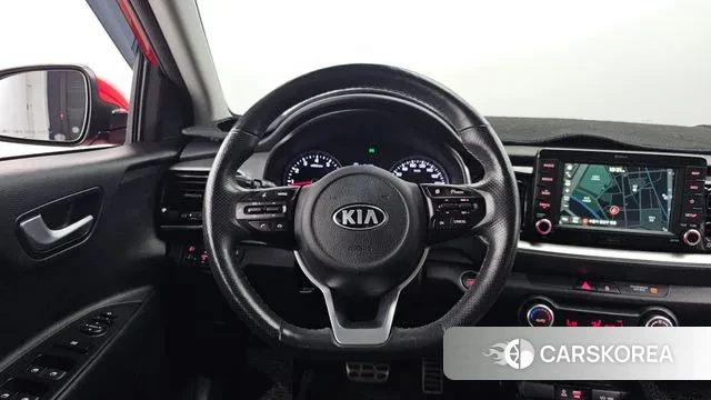 Kia Stonic 2018 Красный из Кореи, фото 4
